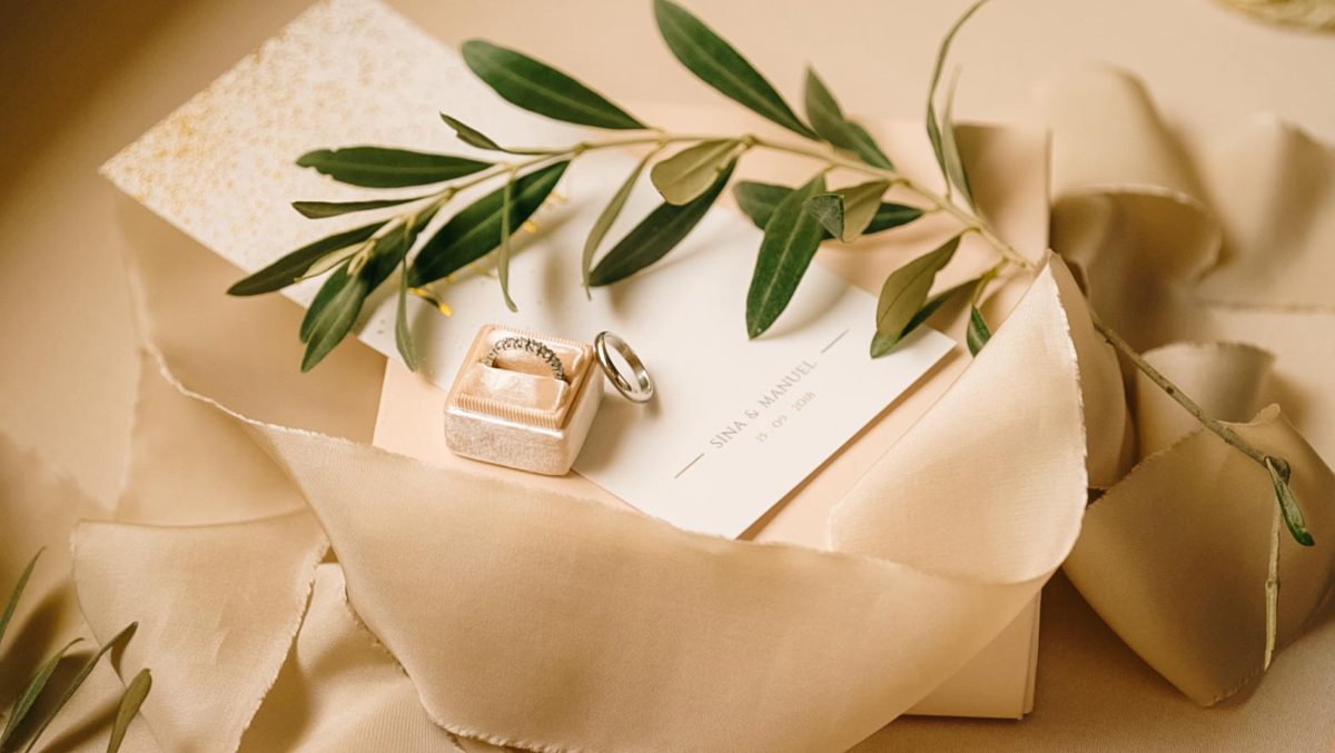 Elegant table setup at Can Simoneta – luxury Mallorca wedding