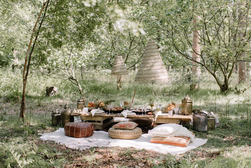 Sustainable luxury wedding ideas with eco-friendly floral design and elegant styling.